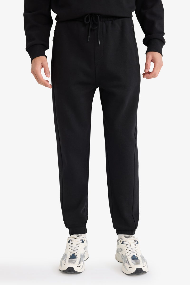 DeFacto Black Man Slim Fit Pique Sweatpants Casual - Image 4